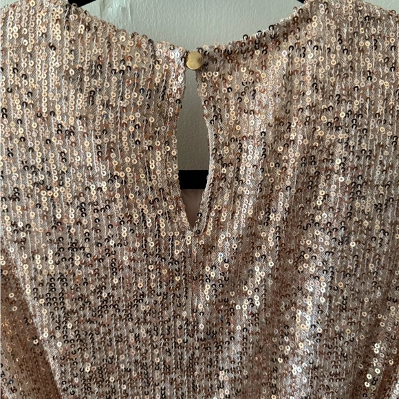 Aria Cove sequin batwing sleeve mini shift dress with belt gold Size 16 (NWT) - Picture 5 of 16